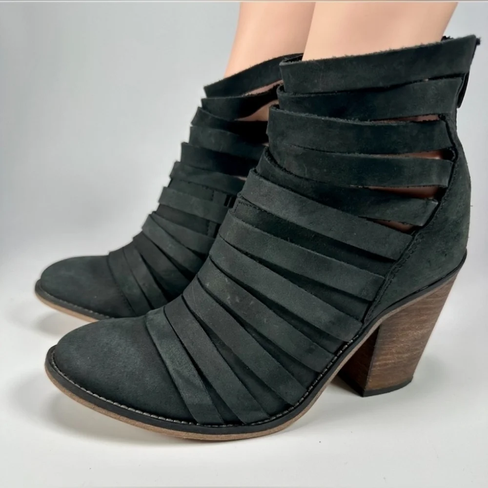 Free People excellent according